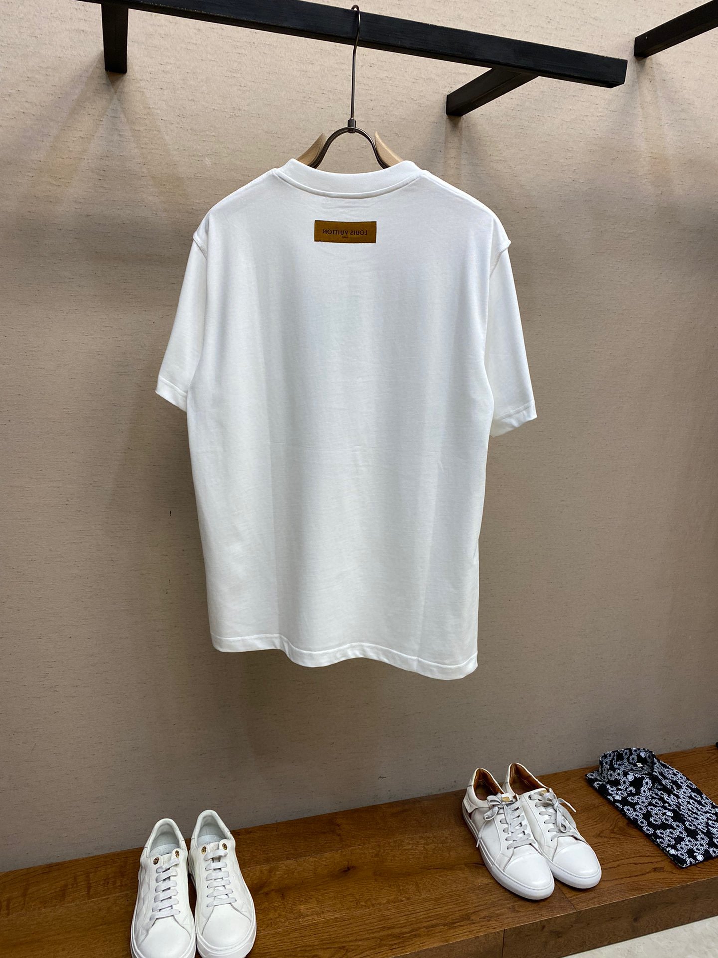 LV TSHIRT - Image 3
