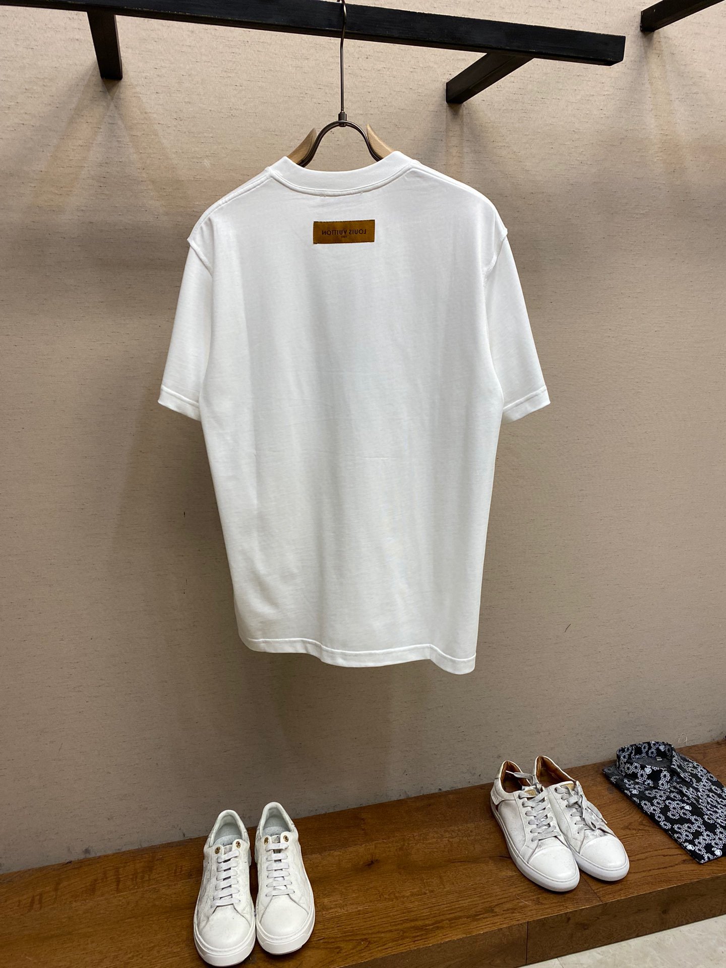 LV TSHIRT - Image 3