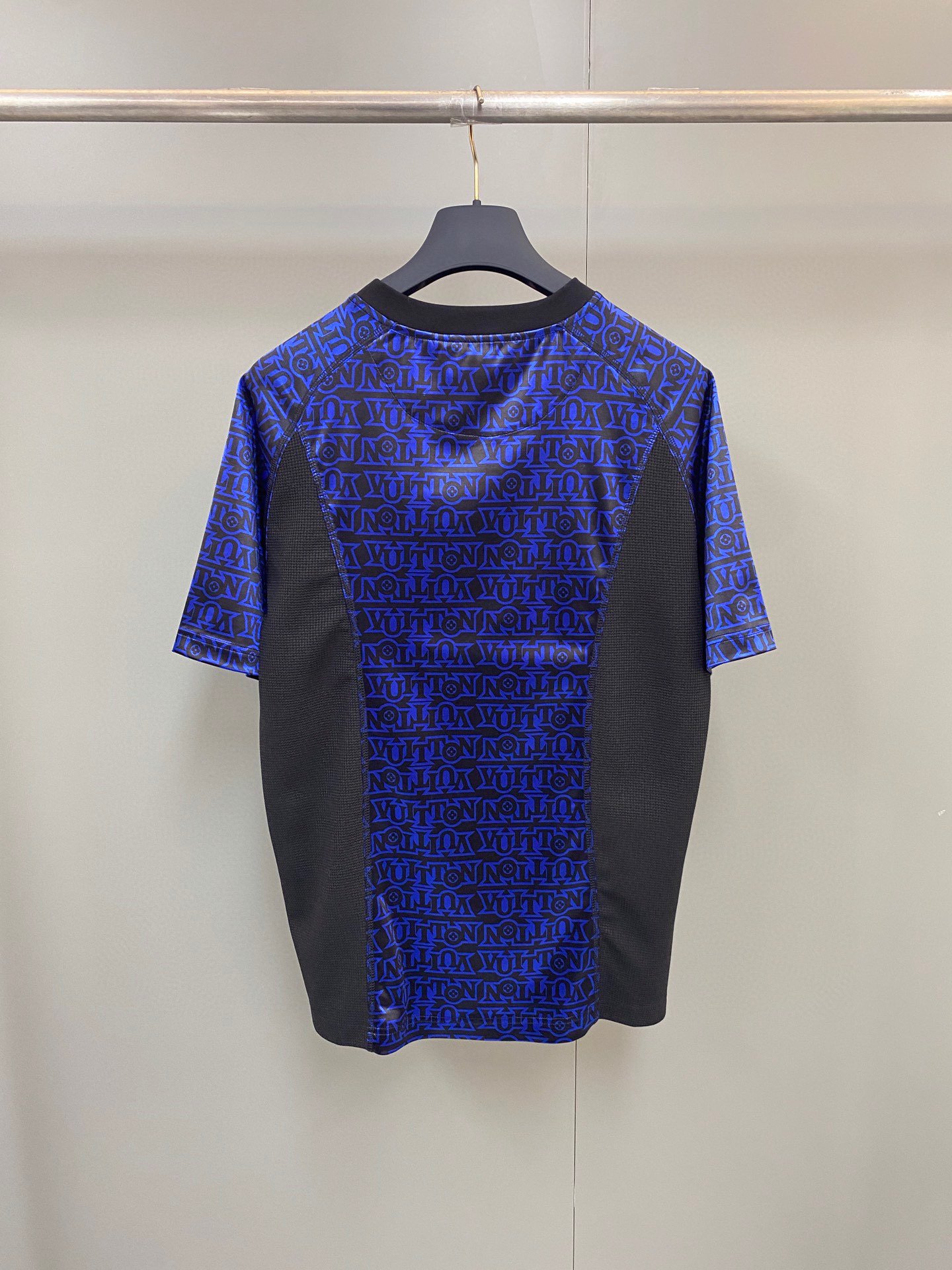 LV TSHIRT - Image 3