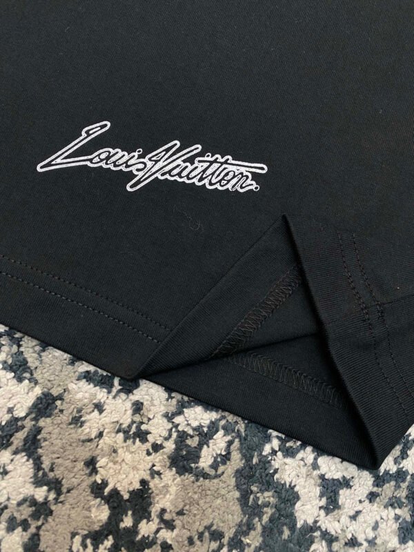 LV TSHIRT - Image 8