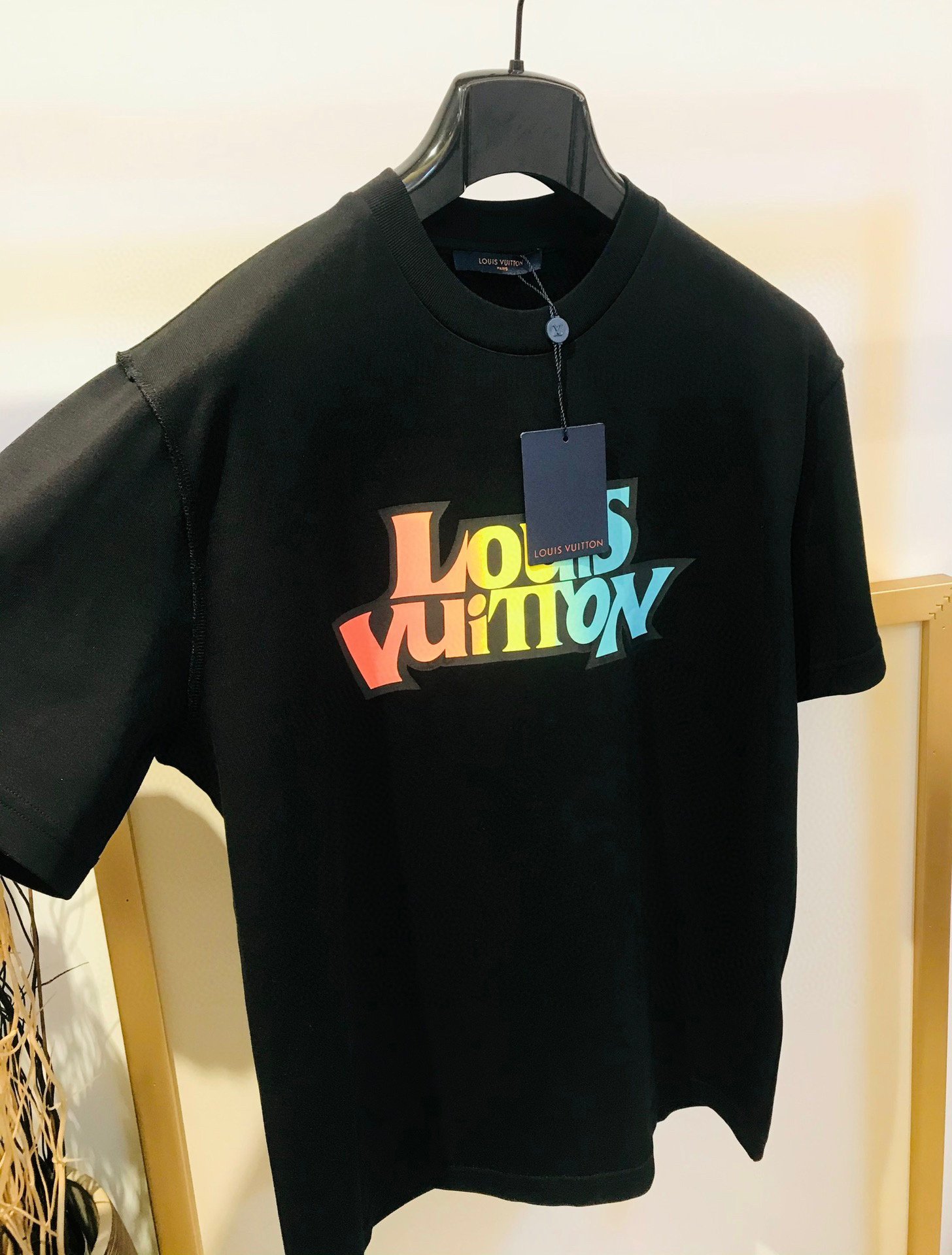LV TSHIRT - Image 3
