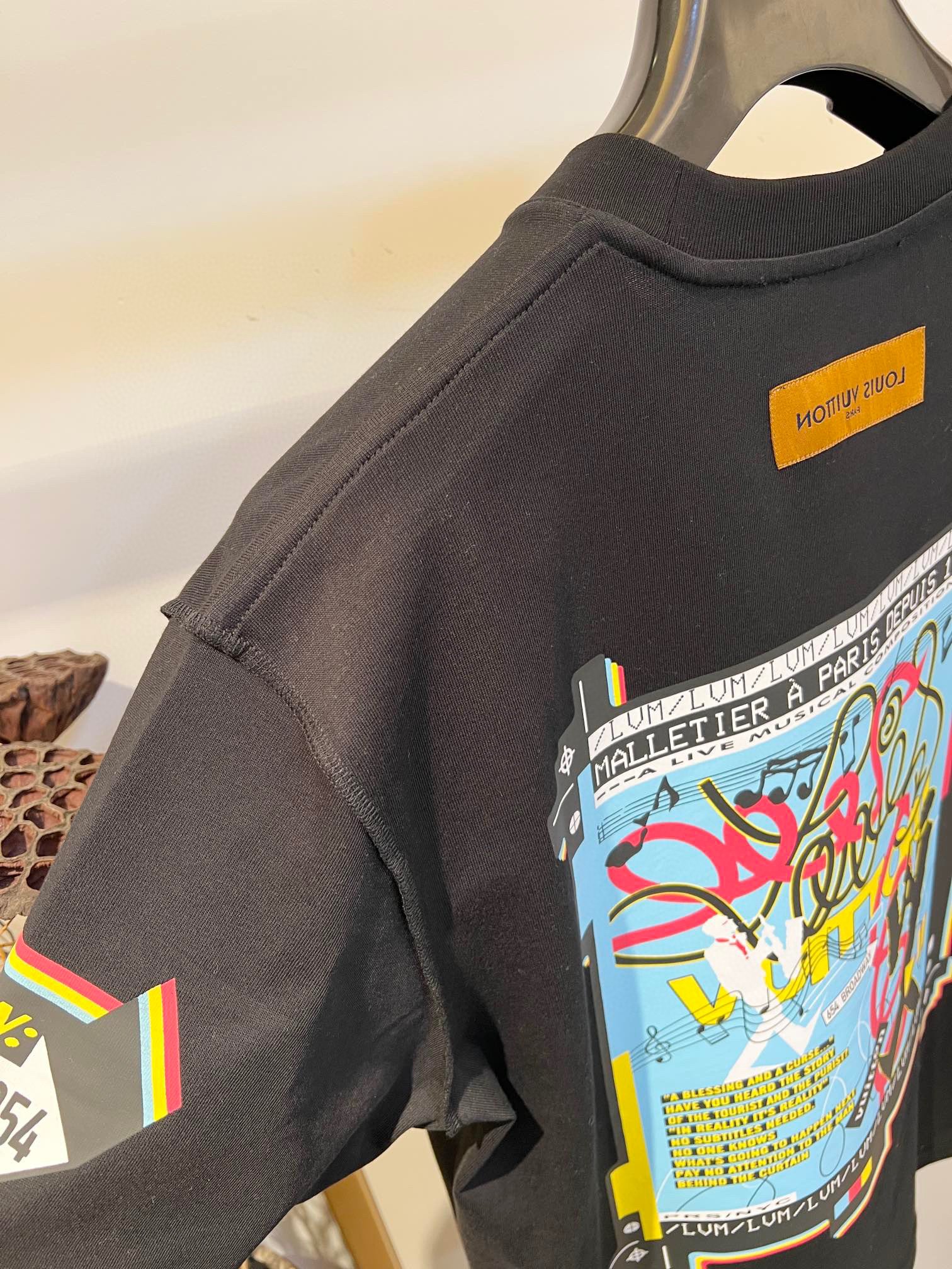LV TSHIRT - Image 7