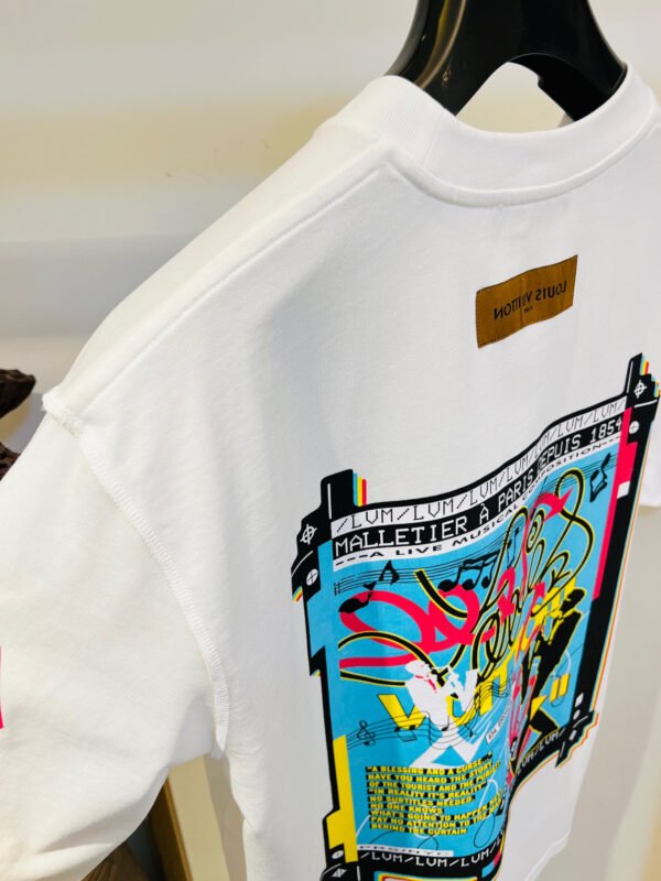 LV TSHIRT - Image 8