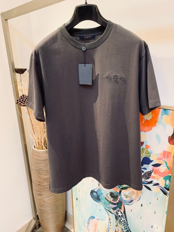 LV TSHIRT - Image 4