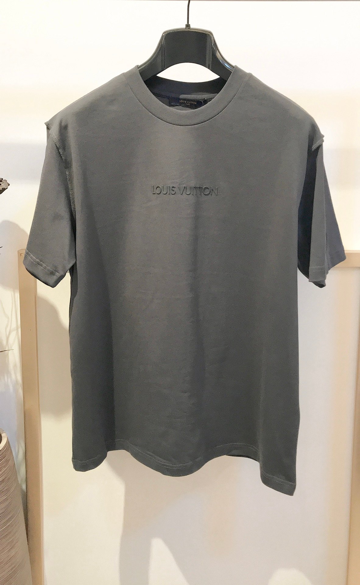LV TSHIRT - Image 2