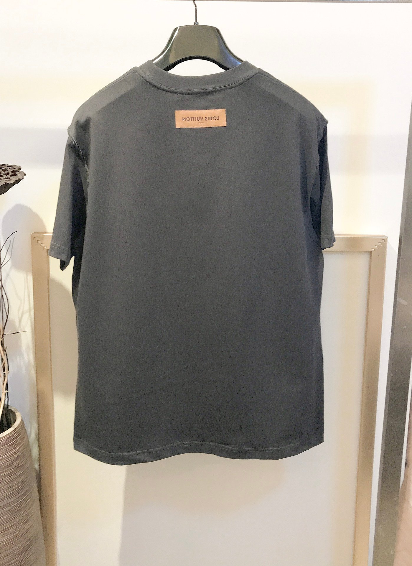 LV TSHIRT - Image 3