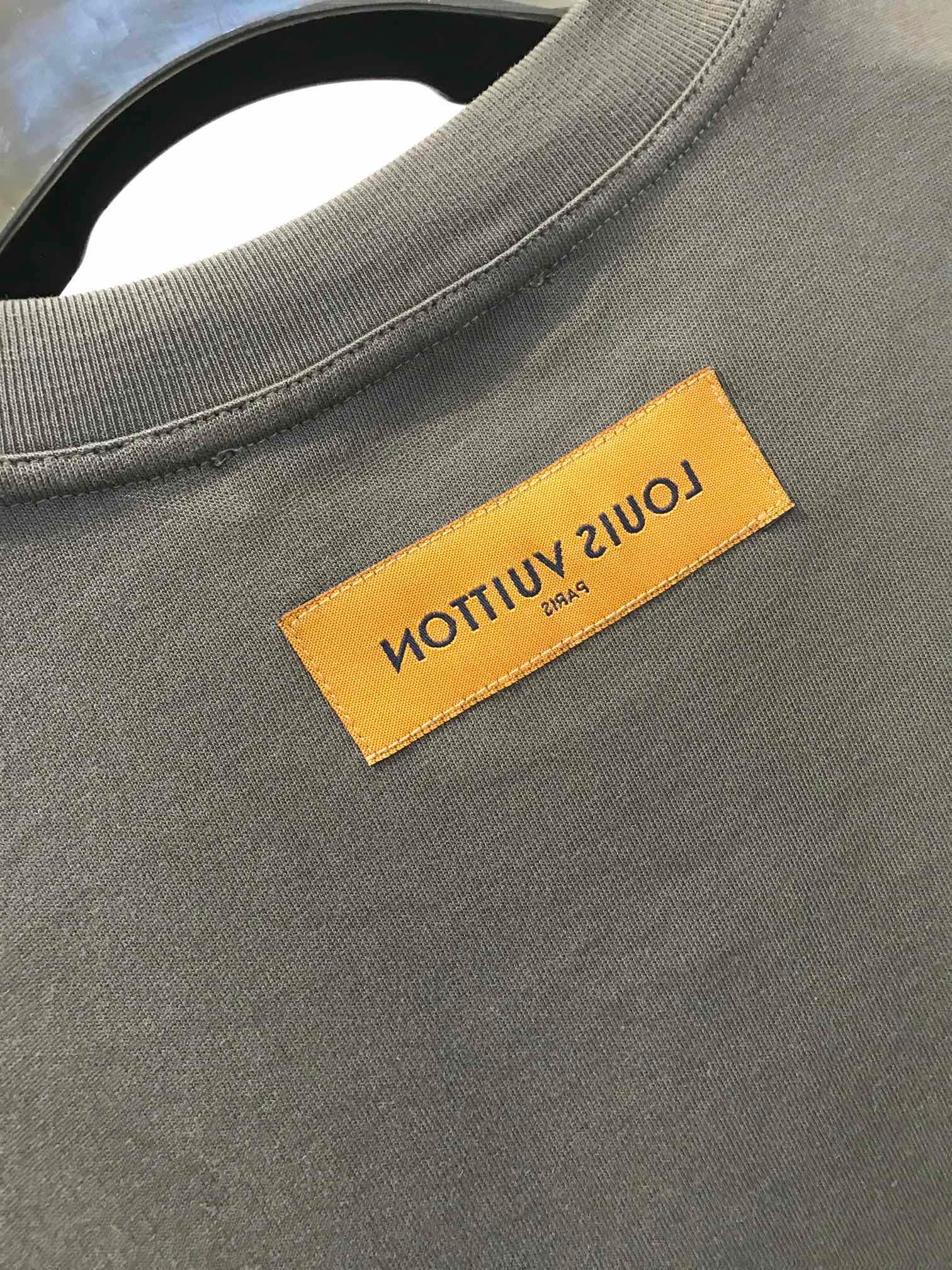 LV TSHIRT - Image 7