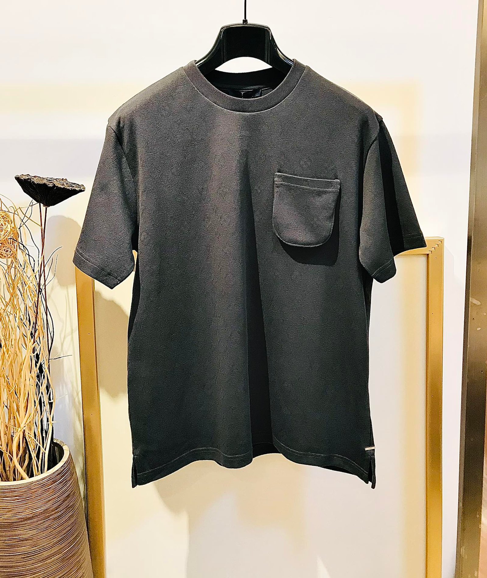 LV TSHIRT - Image 2