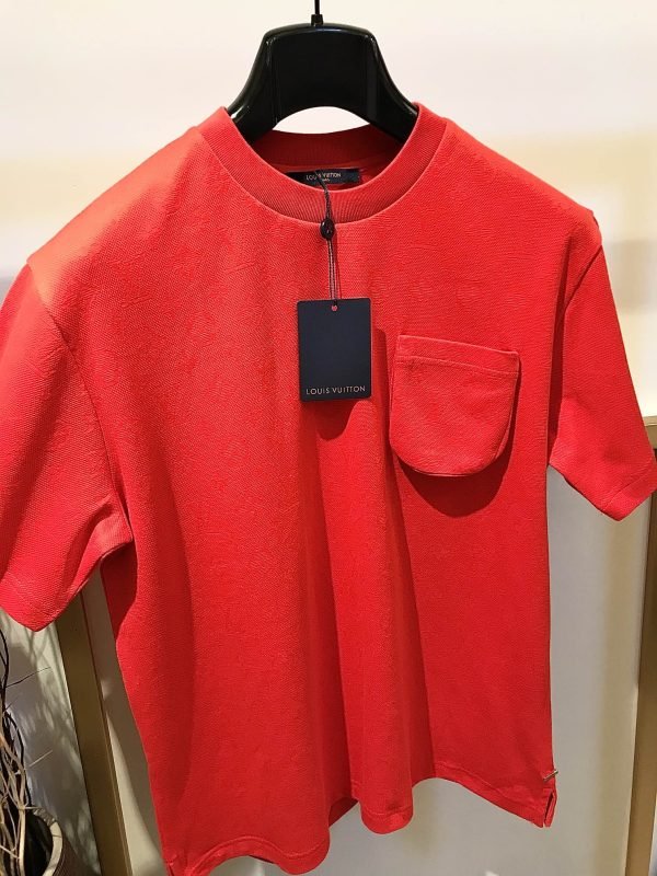 LV TSHIRT - Image 4