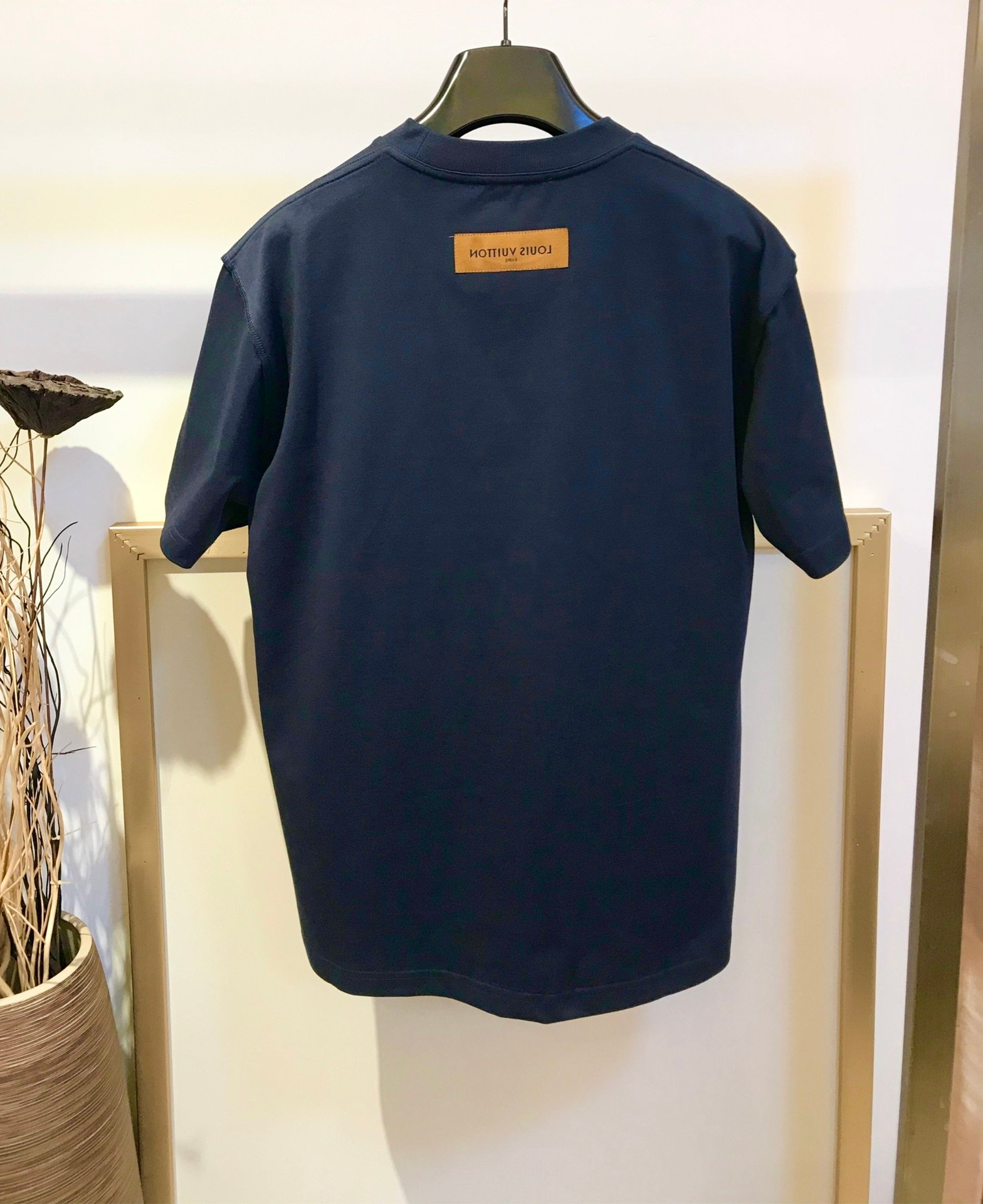 LV TSHIRT - Image 3