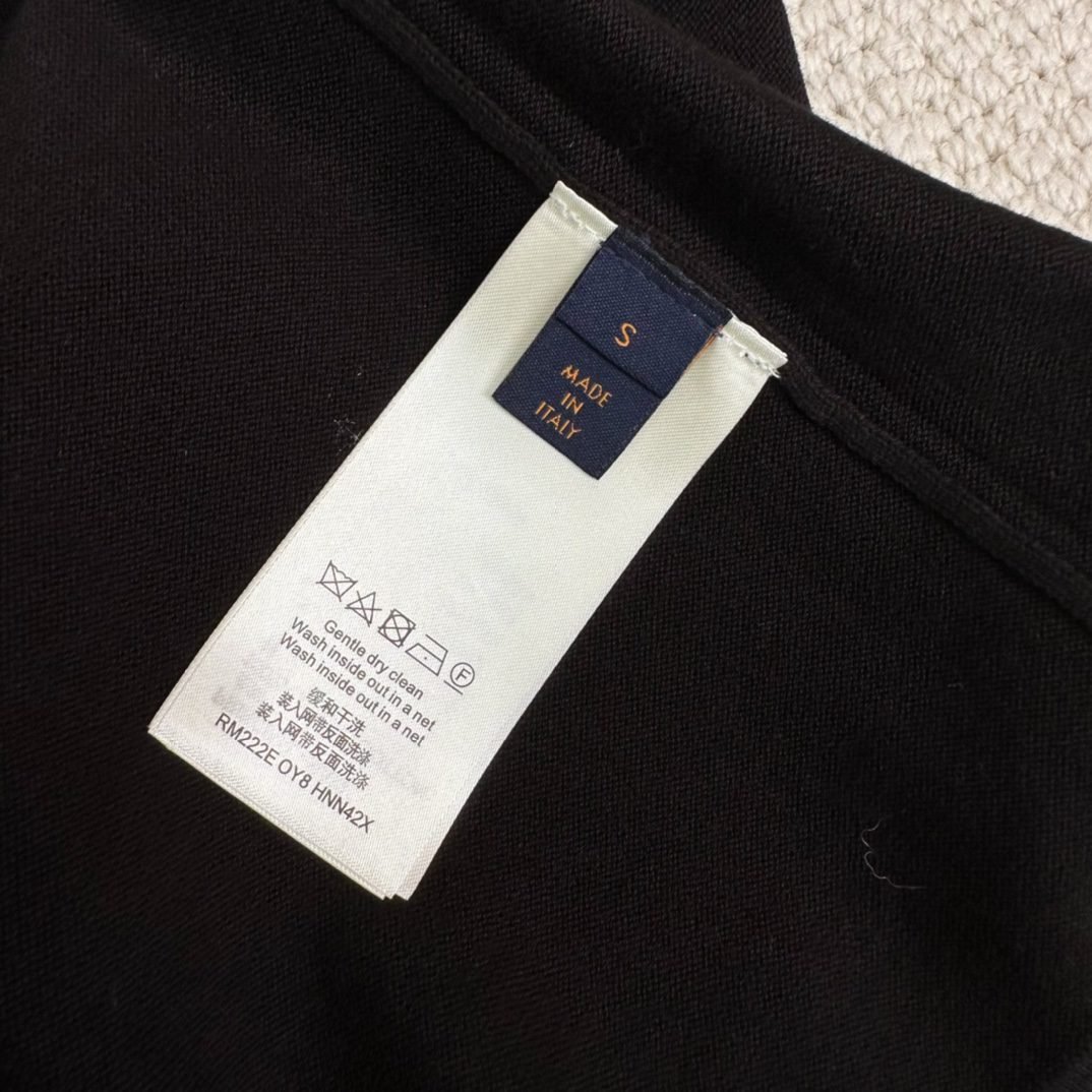 LV TSHIRT - Image 5