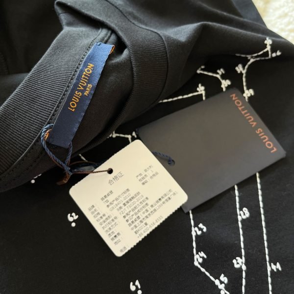 LV TSHIRT - Image 8