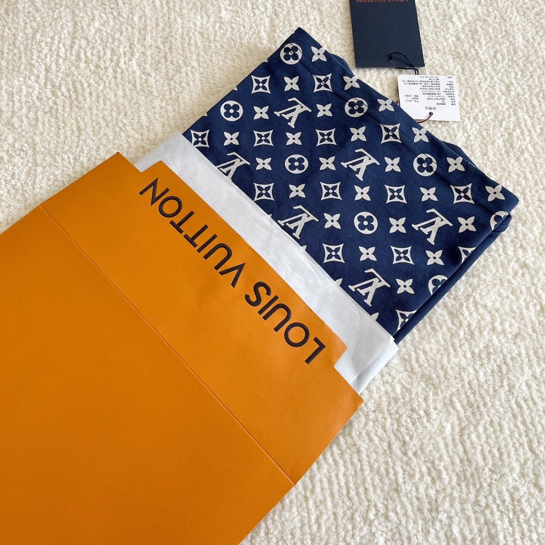 LV TSHIRT - Image 7