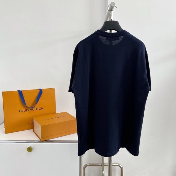 LV TSHIRT - Image 4