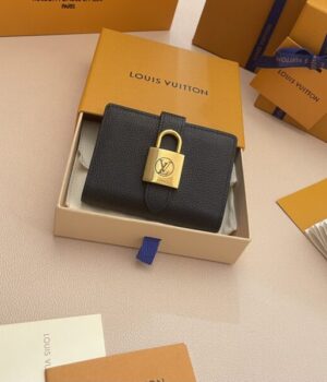 LV WALLET