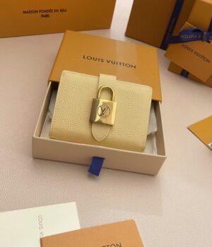 LV WALLET