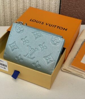 LV WALLET