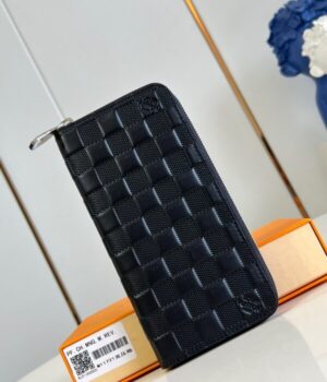 LV WALLET