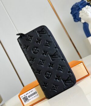 LV WALLET