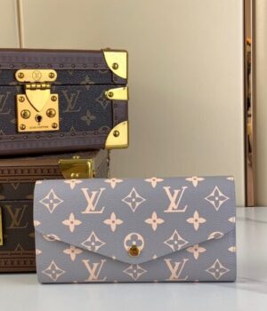 LV WALLET