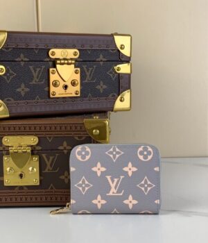 LV WALLET