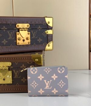 LV WALLET