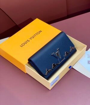 LV WALLET