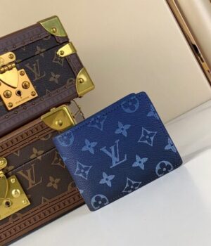 LV WALLET