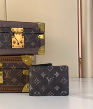 LV WALLET