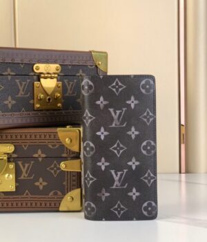 LV WALLET