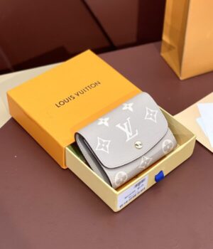 LV WALLET
