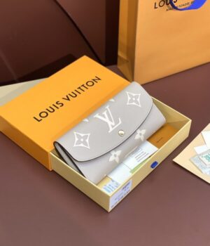 LV WALLET