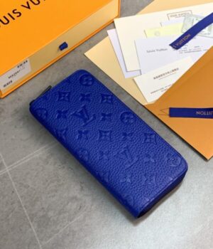 LV WALLET