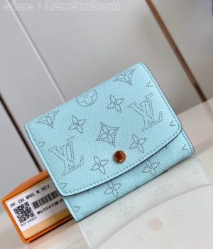 LV WALLET