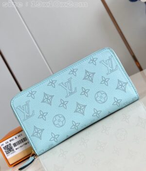 LV WALLET