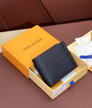 LV WALLET