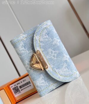 LV WALLET