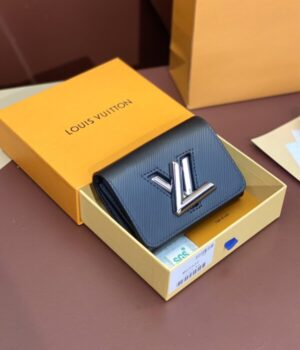 LV WALLET