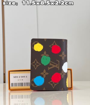 LV WALLET