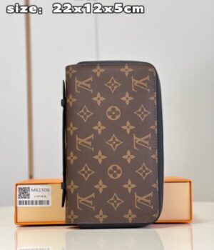 LV WALLET