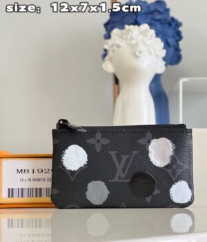 LV WALLET