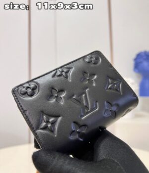 LV WALLET