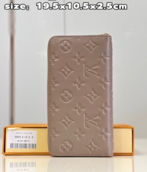 LV WALLET
