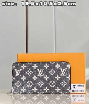 LV WALLET