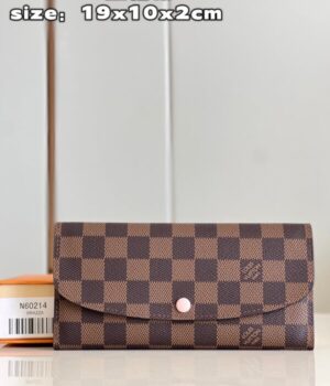 LV WALLET