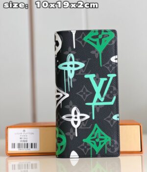 LV WALLET