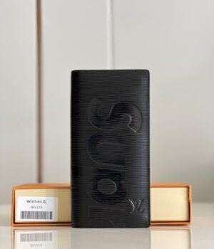 LV WALLET