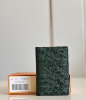 LV WALLET