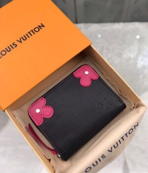 LV WALLET