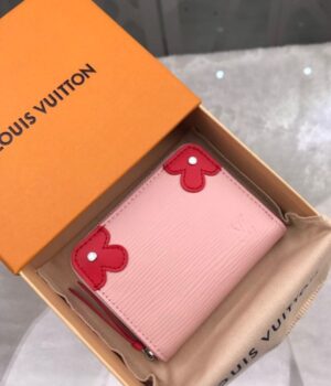 LV WALLET